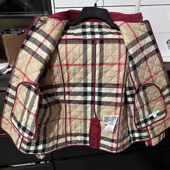 Burberry quilted jacket NWOT - Picture 2 of 7